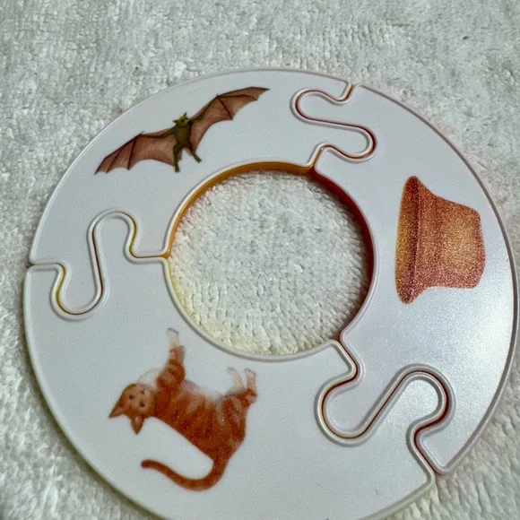 New Lovevery Rhyming Rings -Montessori - Picture 7 of 11